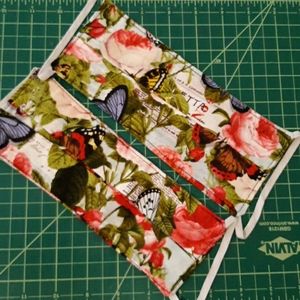 2 pleated Floral Print Face Mask